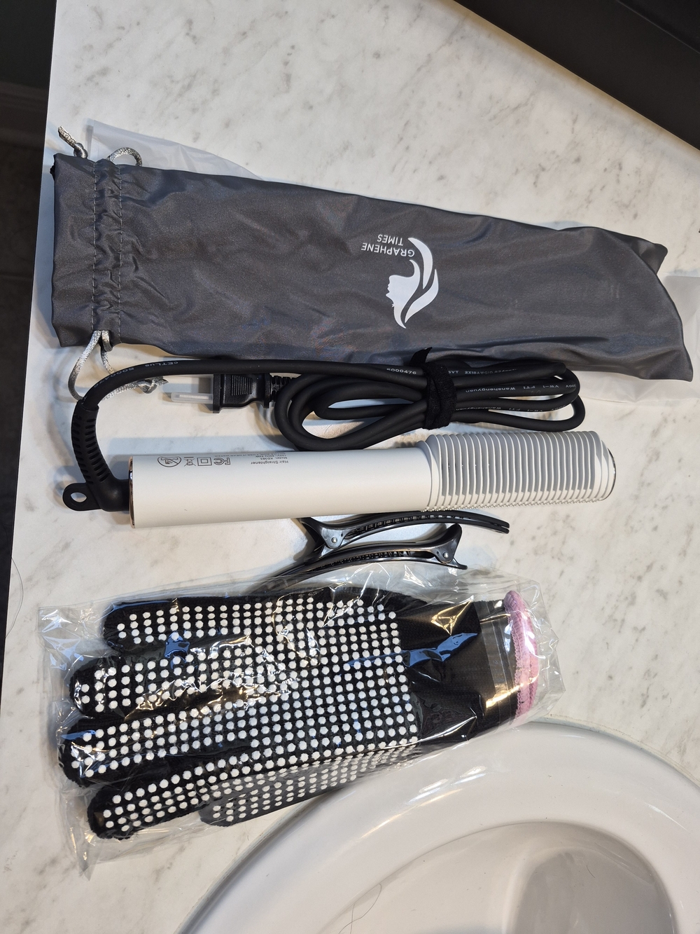 Graphene Times White Corded Hair Straightener with Heat-Resistant Bag